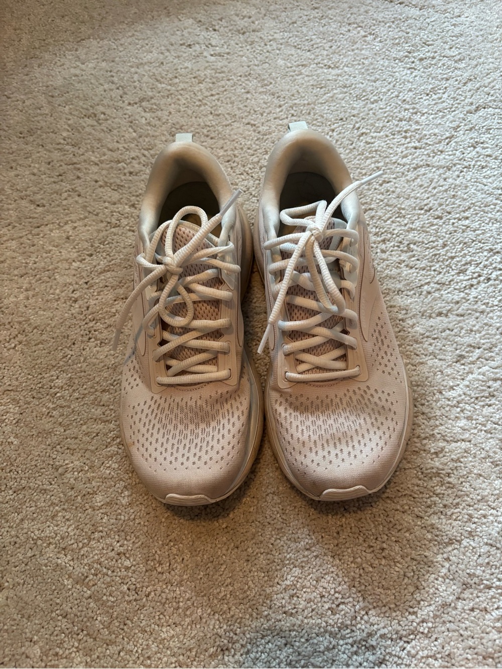 Brooks Women's Light Beige Mesh Lace-Up Sneakers